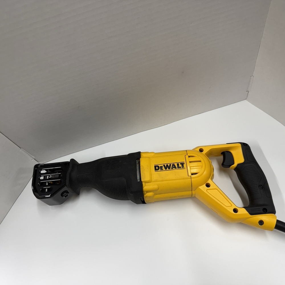 DeWalt DWE305 12 Amp Corded Reciprocating Saw Tested Works